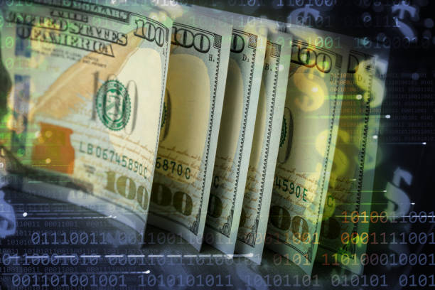 الدولار يحافظ على مكاسبه بدعم من تمديد المفاوضات التجارية بين واشنطن وبكين وإعفاء الذهب من الرسوم الجمركية