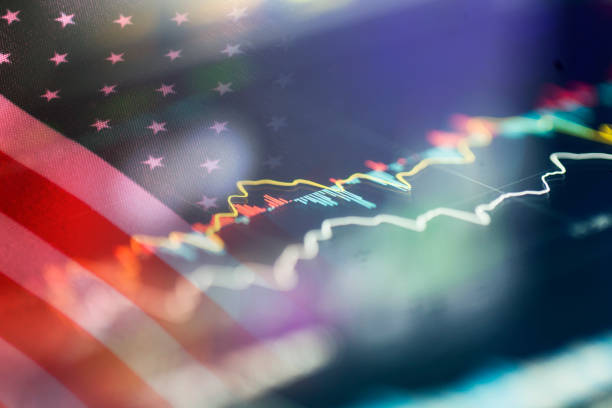 المحركات الثلاثة للأسواق: كيف يؤثر التوظيف وأسعار الفائدة والتضخم على الاقتصاد العالمي؟