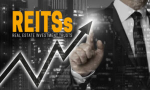 صناديق الاستثمار العقاري (REITs): دليلك الشامل لفهمها واستثمارها بذكاء