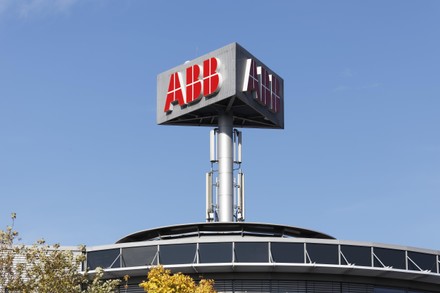 سوفت بنك تستحوذ على وحدة الروبوتات في "إيه بي بي" مقابل 5.38 مليار دولار لتعزيز طموحاتها في الذكاء الاصطناعي الفيزيائي 2 سوفت بنك تستحوذ على وحدة الروبوتات في "إيه بي بي" مقابل 5.38 مليار دولار لتعزيز طموحاتها في الذكاء الاصطناعي الفيزيائي