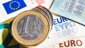 قرارات البنك المركزي الأوروبي: محرك خفي لأسواق العملات والمال العالمية 3 قرارات البنك المركزي الأوروبي: محرك خفي لأسواق العملات والمال العالمية