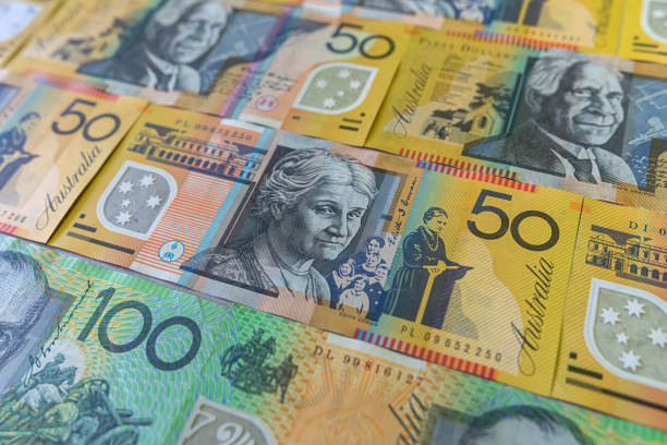 الدولار يستعيد الزخم وصناديق التحوط تعزز مراكز الشراء مع اقتراب نهاية العام 2 الدولار يستعيد الزخم وصناديق التحوط تعزز مراكز الشراء مع اقتراب نهاية العام